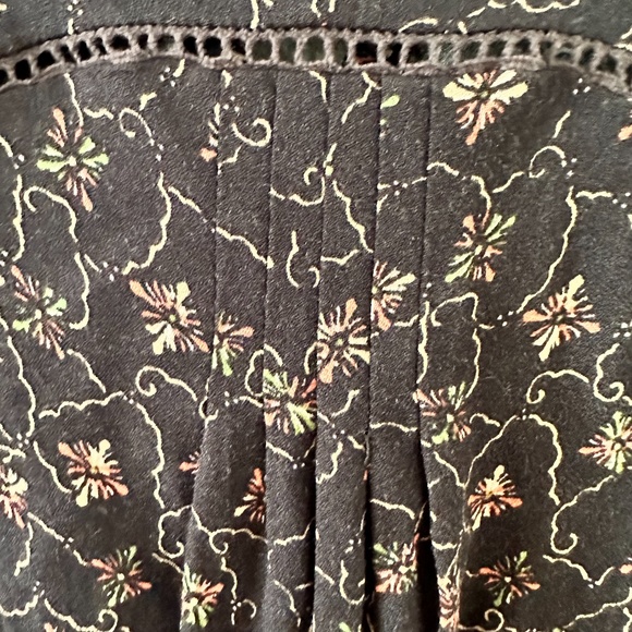 FREE PEOPLE DEBBY DOT FLORAL ROMPER size medium - Picture 13 of 14